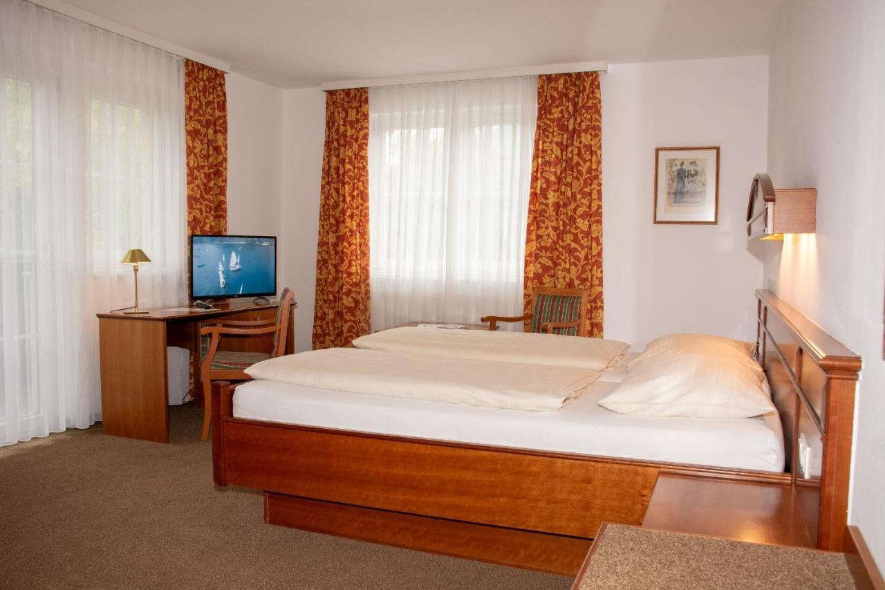 Landhotel Post Ebensee Am Traunsee ***S Esterno foto