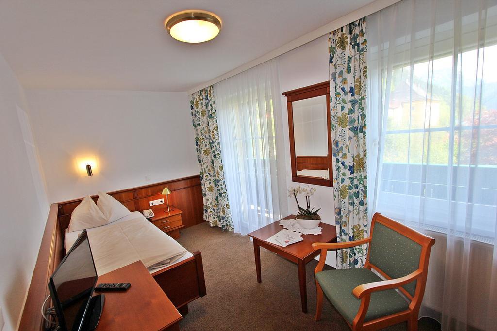 Landhotel Post Ebensee Am Traunsee ***S Esterno foto